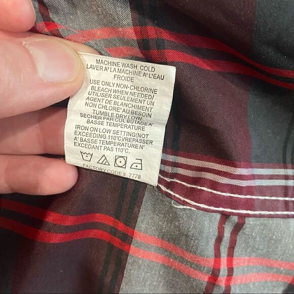 14. Mens size L Sahara Club short sleeve button down - Picture 9 of 11